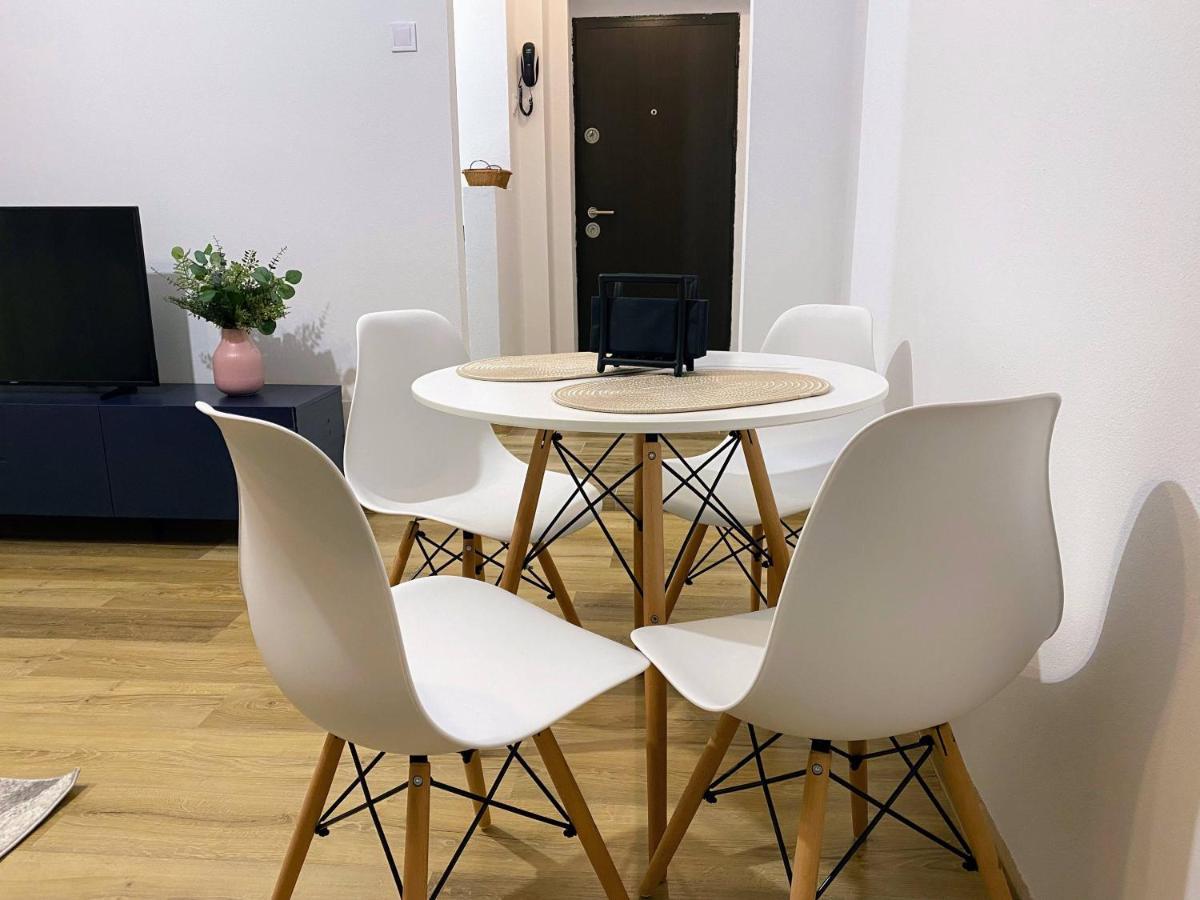 Central Cozy Apartment North Railway St - 4 Min Walk Bucureşti Exterior foto